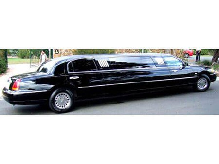 airport limo service andl limo services exterior