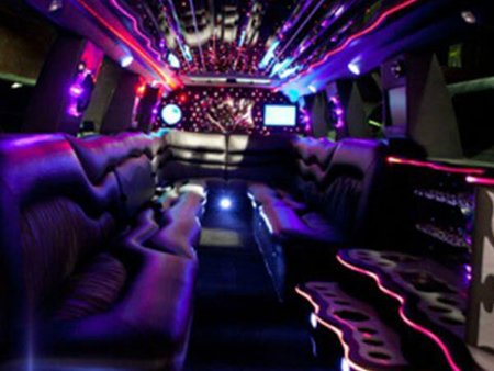Hummer limo service Farmers Branch TX
