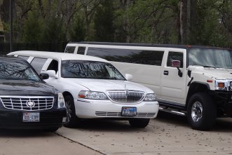 Luxury sedans and limo services Dallas Fort Worth